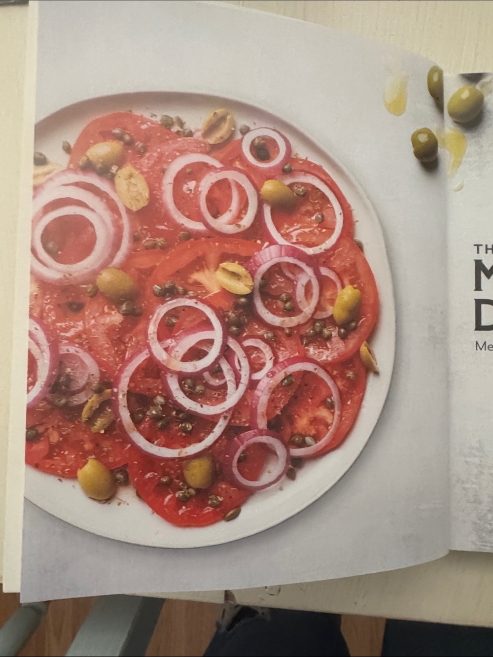 The Mediterranean diet cookbook for beginners-in like new condition - Picture 3 of 7